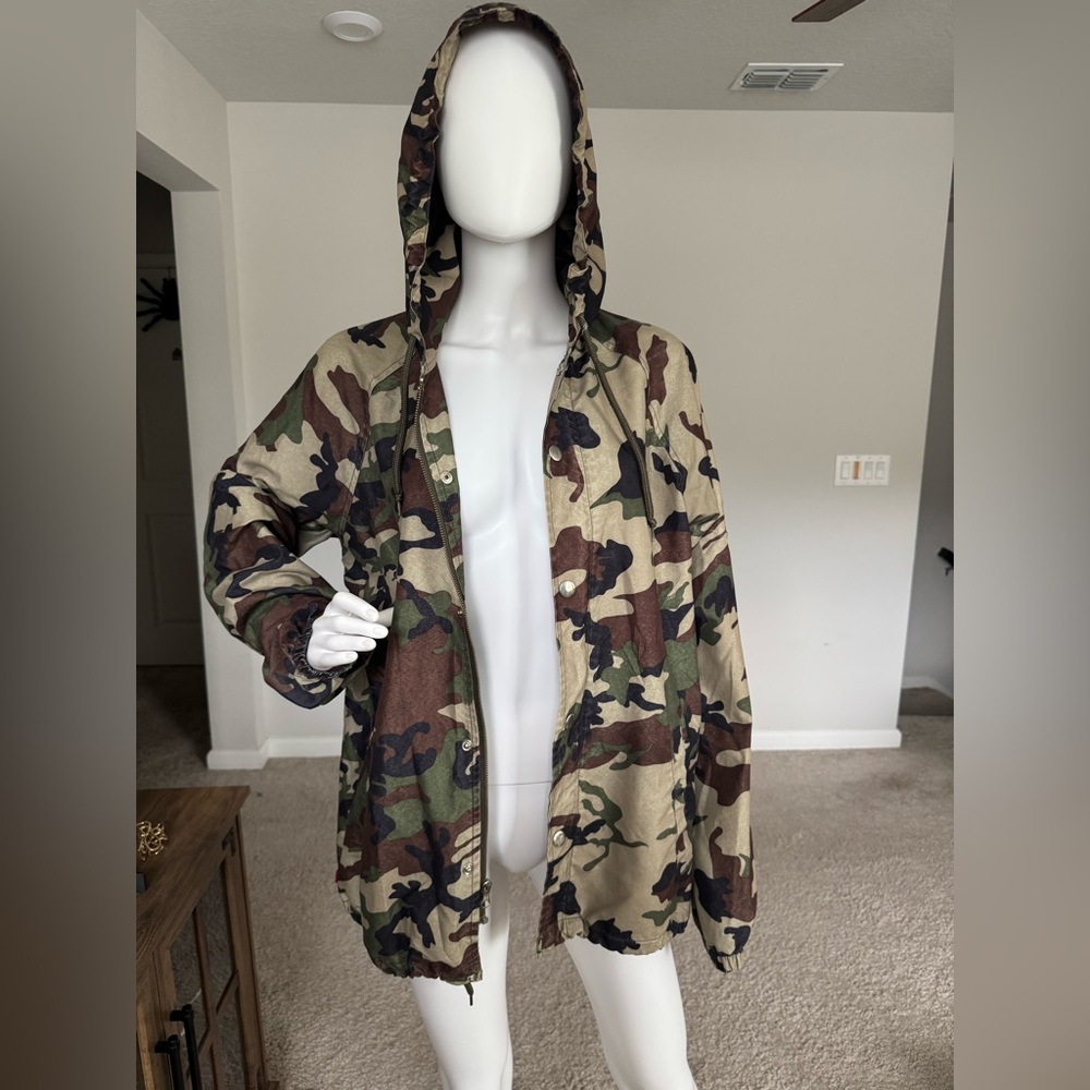 Obey Camouflage Hooded Cape Jacket